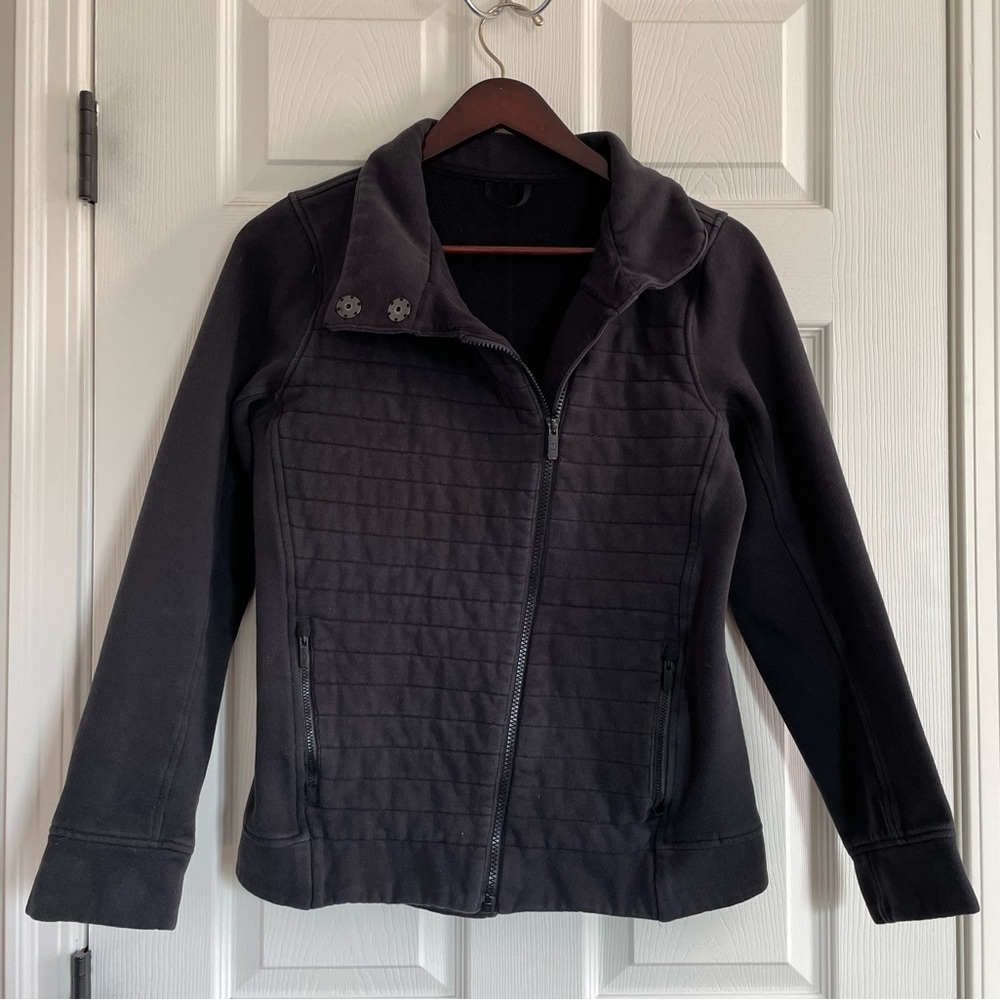 Lululemon Black Quilted Scuba Style Zip Jacket Size 8 Athleisure Activewear